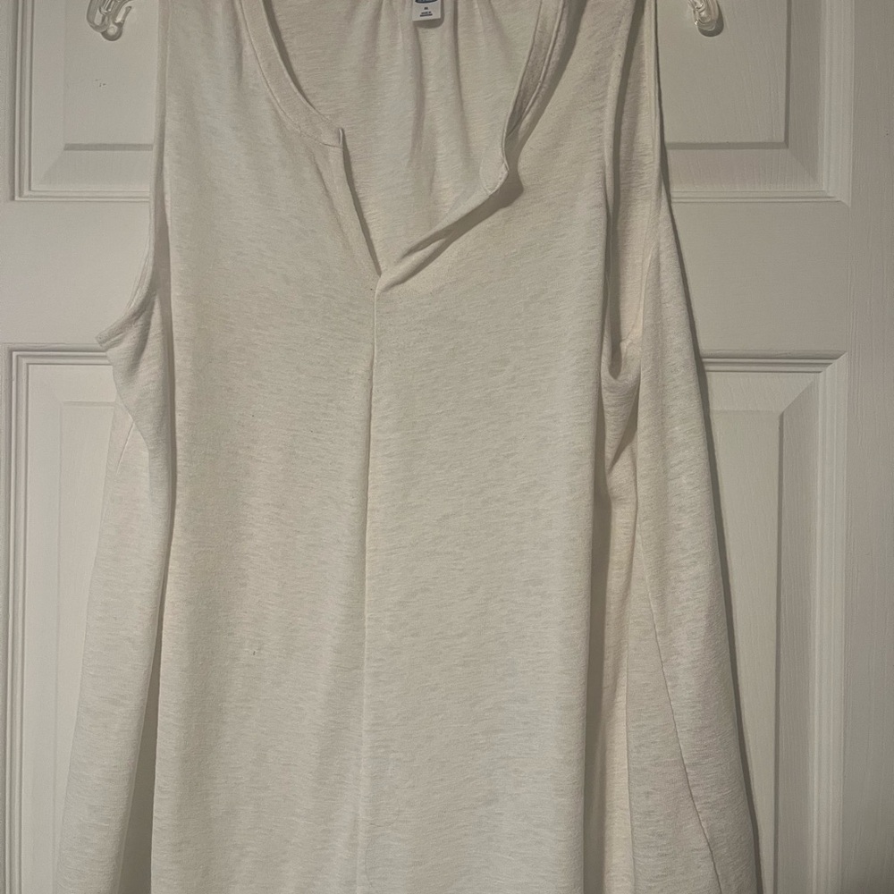 Old Navy Cream Sleeveless Blouse